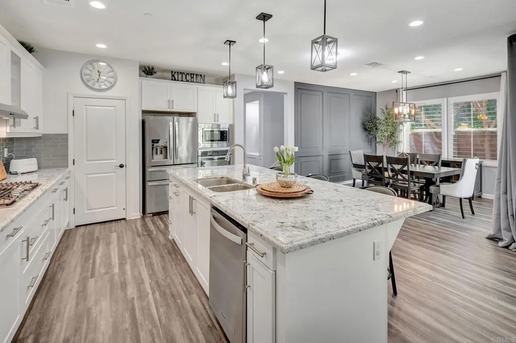 21408 Trail Ridge Drive, Escondido, California 92029 home-pic-7